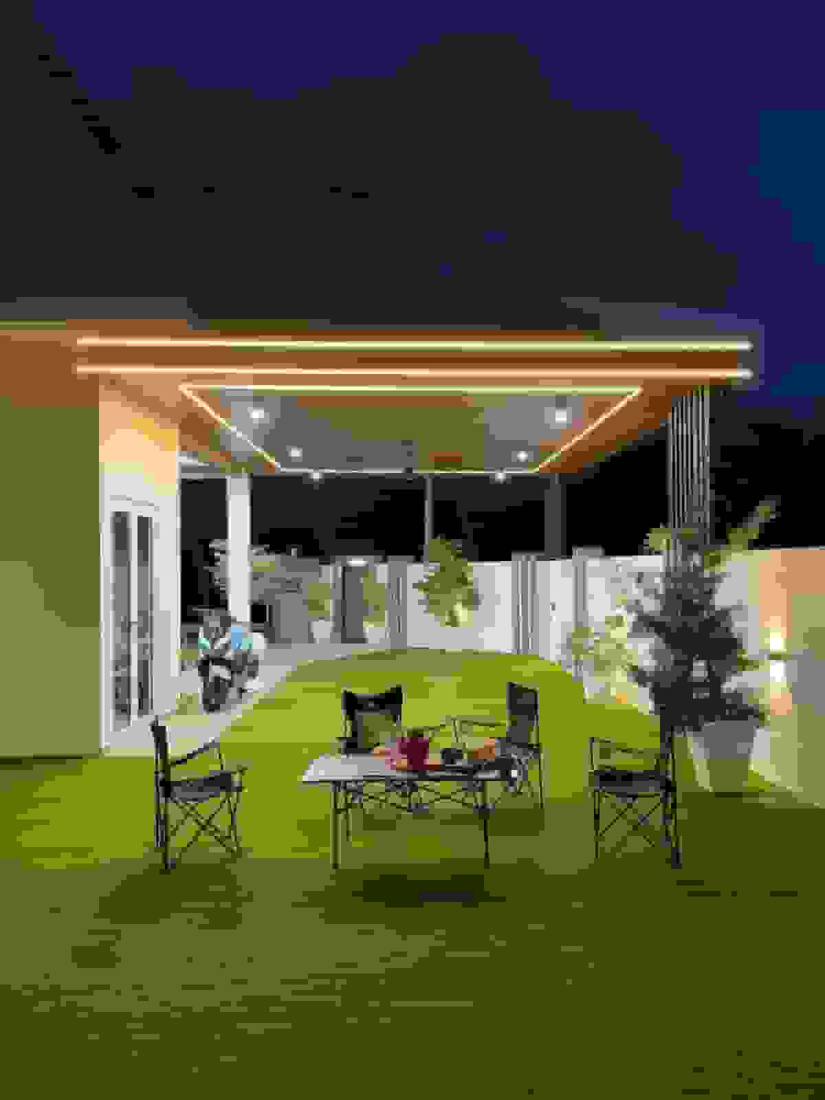 Glass Image Background